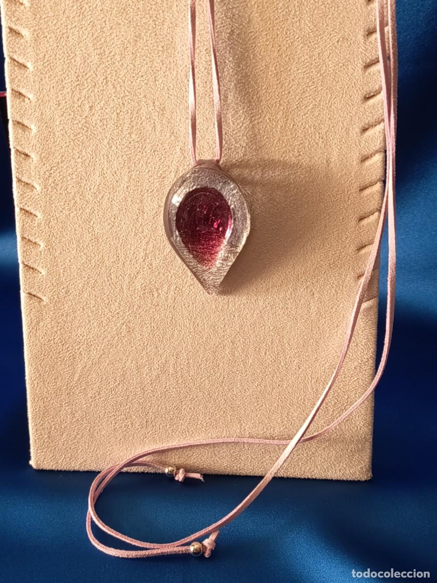 Joyeria: COLGANTE EN CRISTAL DE MURANO BLANCO Y DETALLES EN ROSA