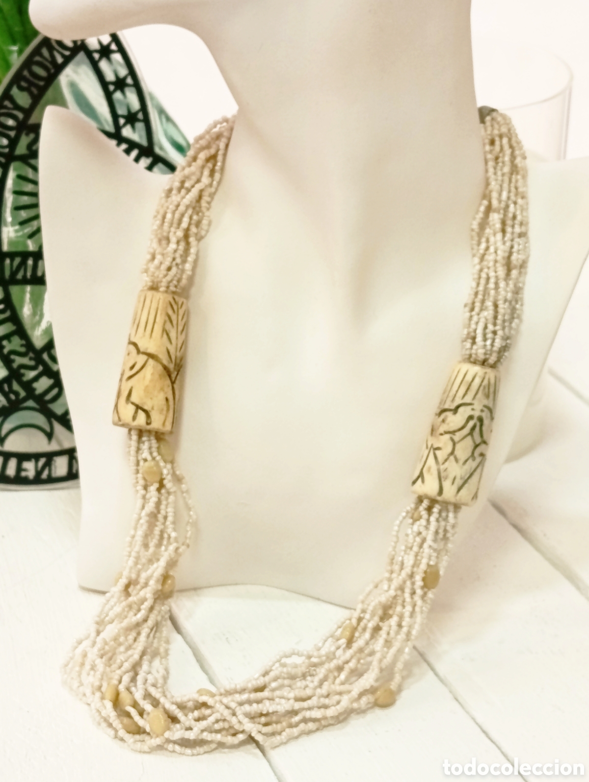 Joalharia: Collar bohemio de cristal color beige y hueso, A&ntilde;os 80's, Nuevo