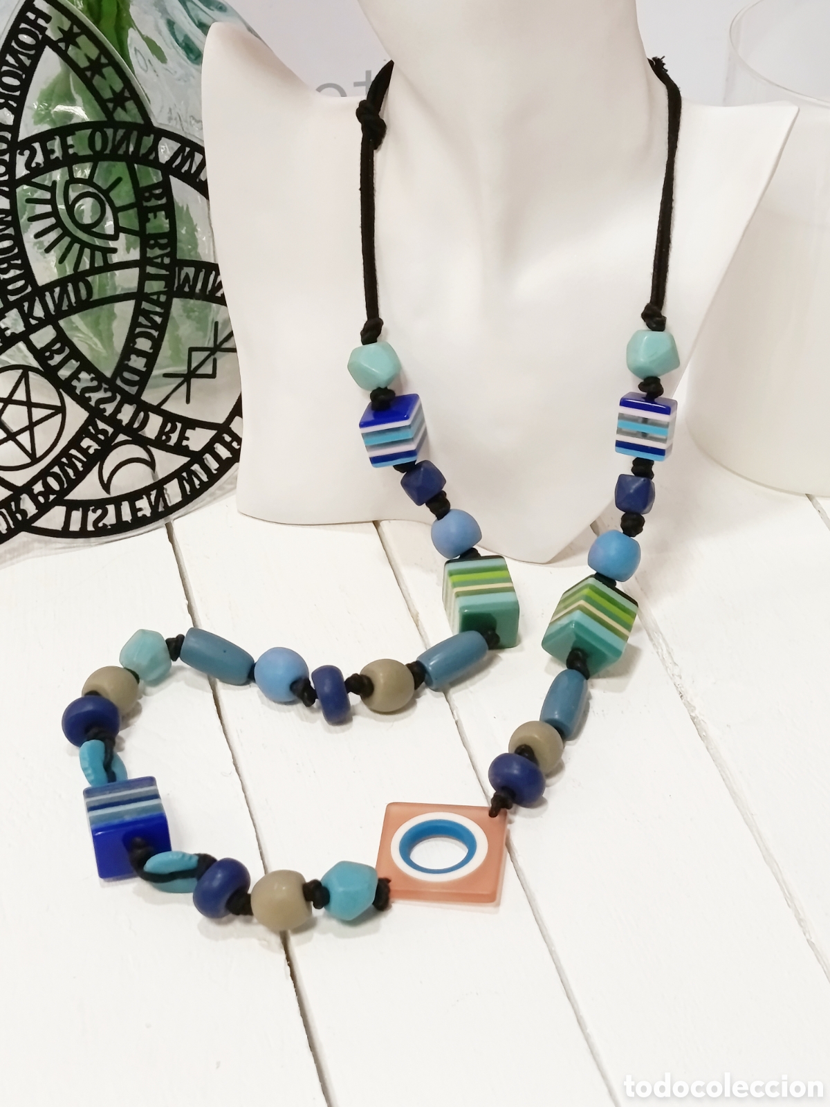 Joyeria: Collar largo color combinado, antial&eacute;rgico, a&ntilde;os 80's, nuevo