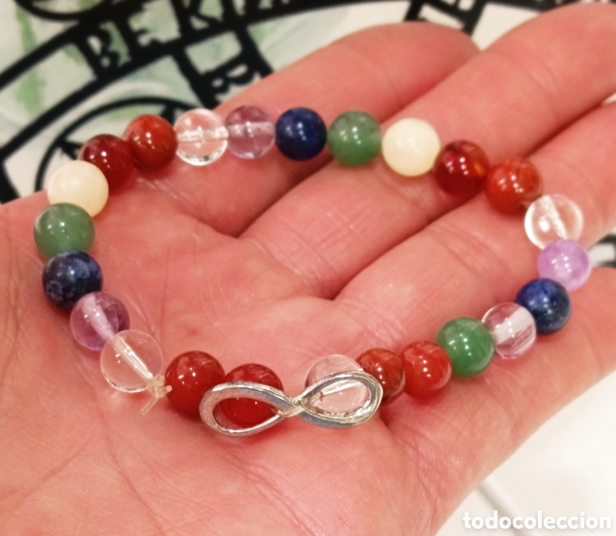Joyeria: Pulsera de protecci&oacute;n de los 7 chakras con infinito preparada energ&eacute;ticamente con palo santo
