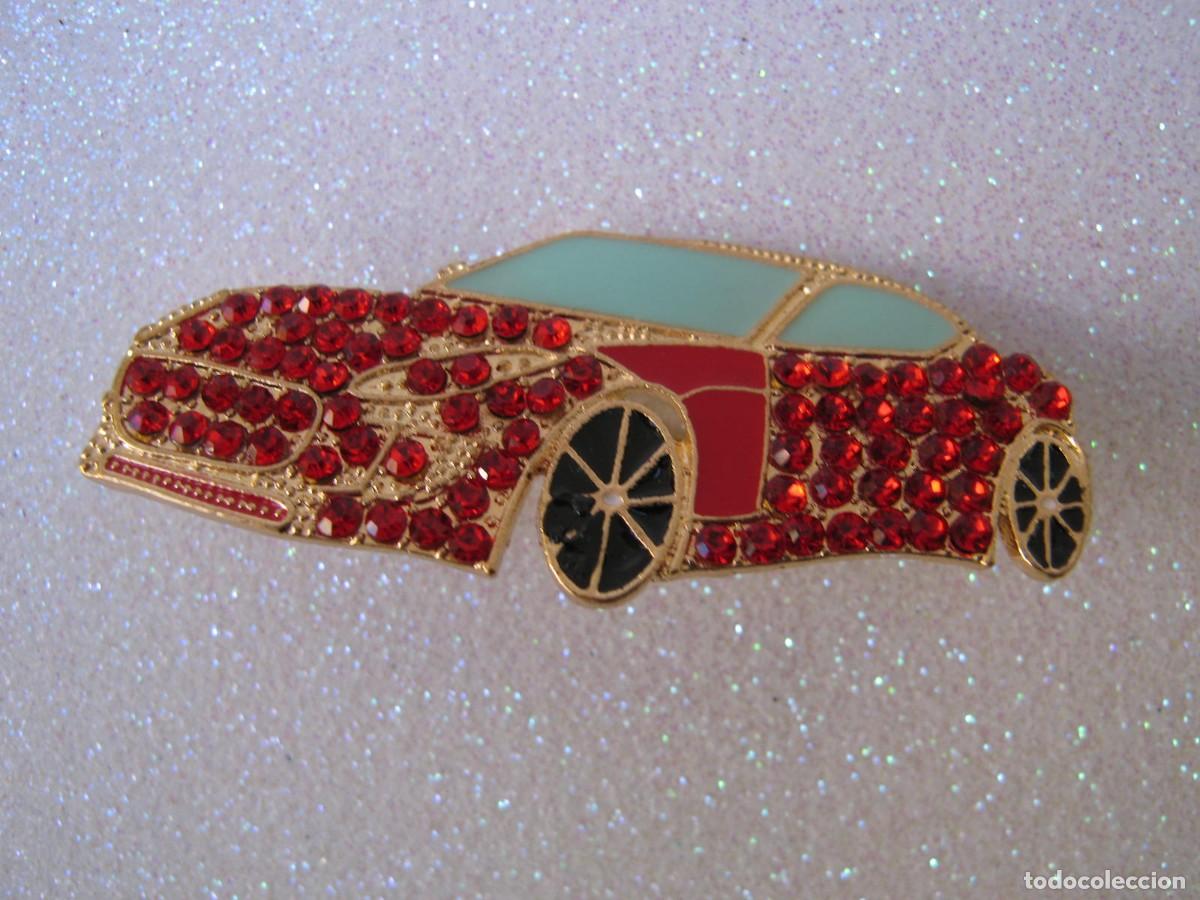Joyeria: Betsey Johnson Broche / pin Coche cristal esmalte tojo