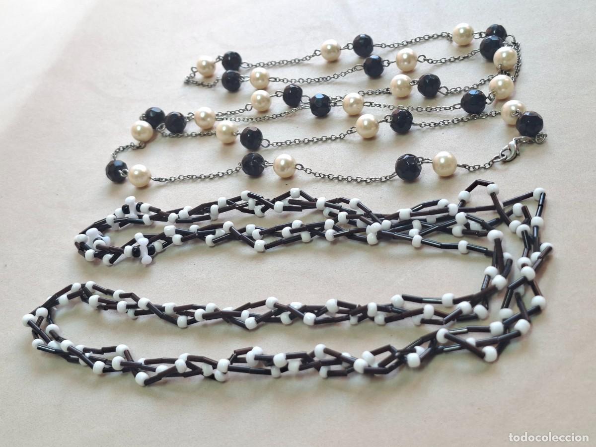 Joyeria: LOTE DE 2 COLLARES LARGOS VINTAGE BLANCO Y NEGRO