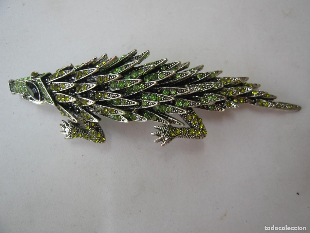 Joyeria: Betsey Johnson Broche Armadillo Verde Plateado Cristal Imitaci&oacute;n Diamantes
