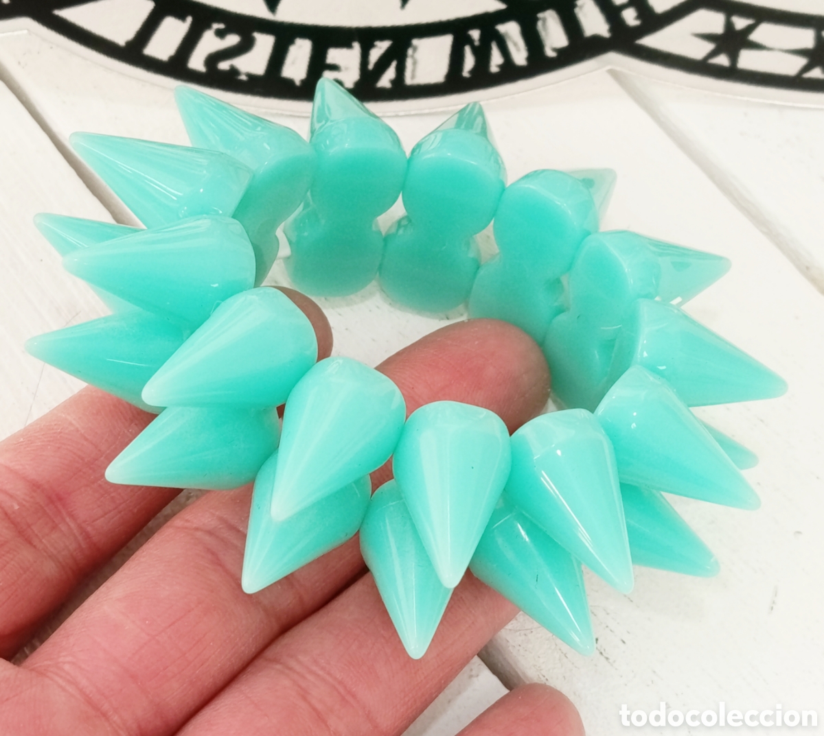 Joyeria: Pulsera de pinchos color Aqua, antial&eacute;rgica, a&ntilde;o 2000, nueva