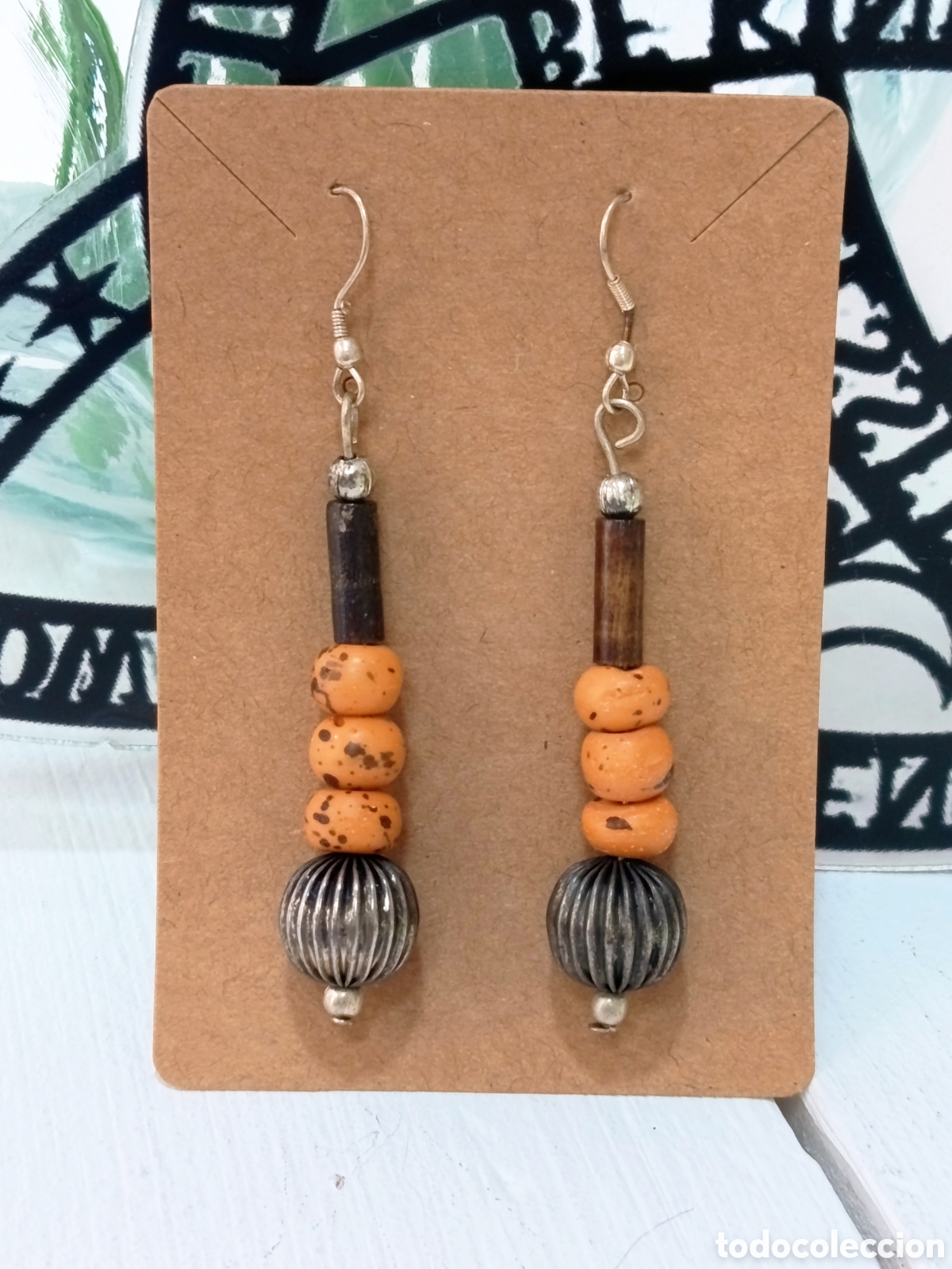 Joyeria: Pendientes Bohemios largos color naranja y marr&oacute;n, a&ntilde;os 80's, nuevos