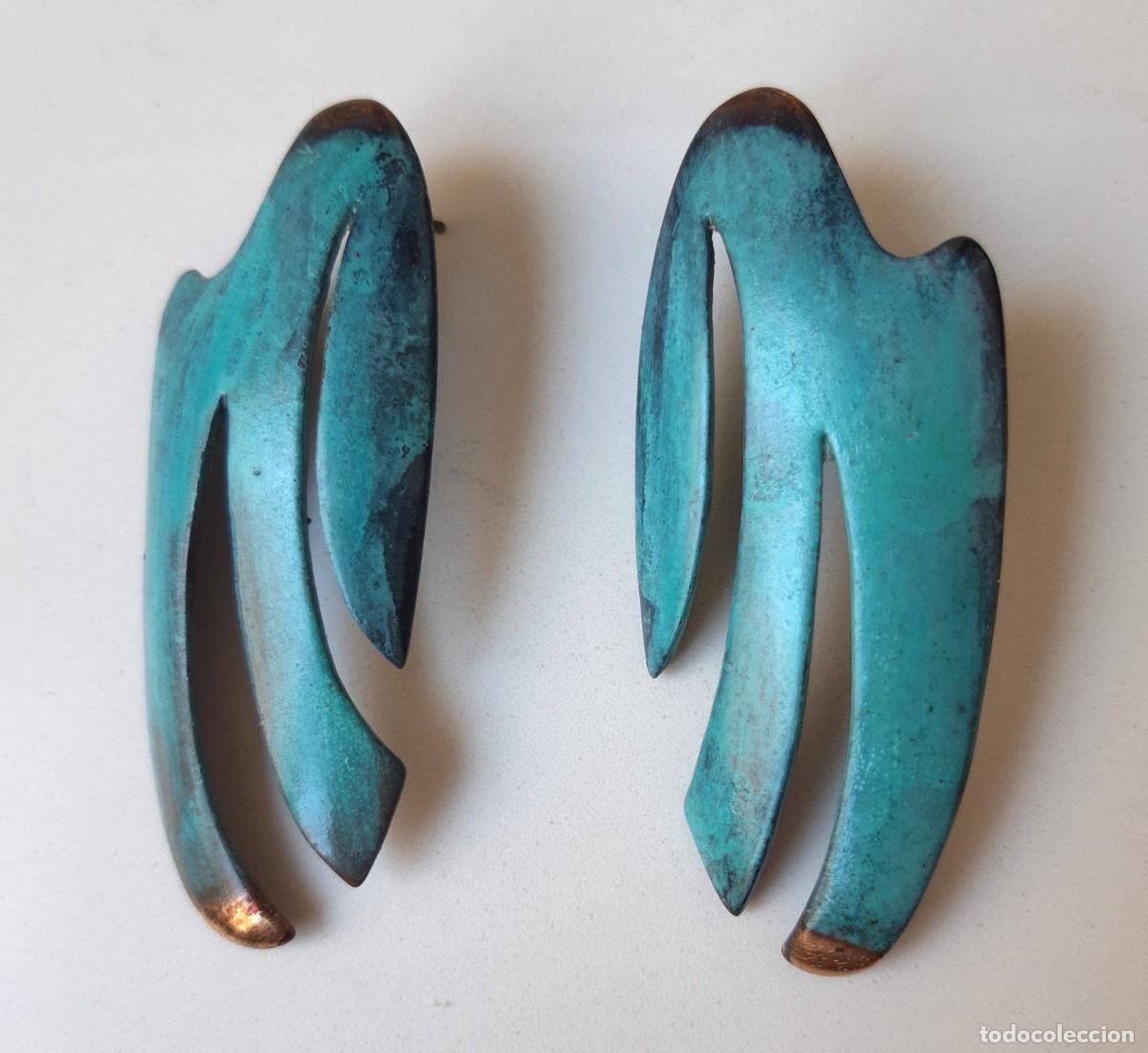 Joaillerie: PRECIOSOS PENDIENTES EN BRONCE PATINADO EN AZUL VERDOSO Y DORADO, CIERRE TUERCA/PRESI&Oacute;N, DISE&Ntilde;O