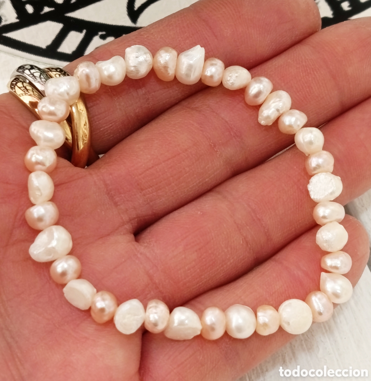 Joyeria: Pulsera de perlas naturales preparada energ&eacute;ticamente con palo santo, nueva