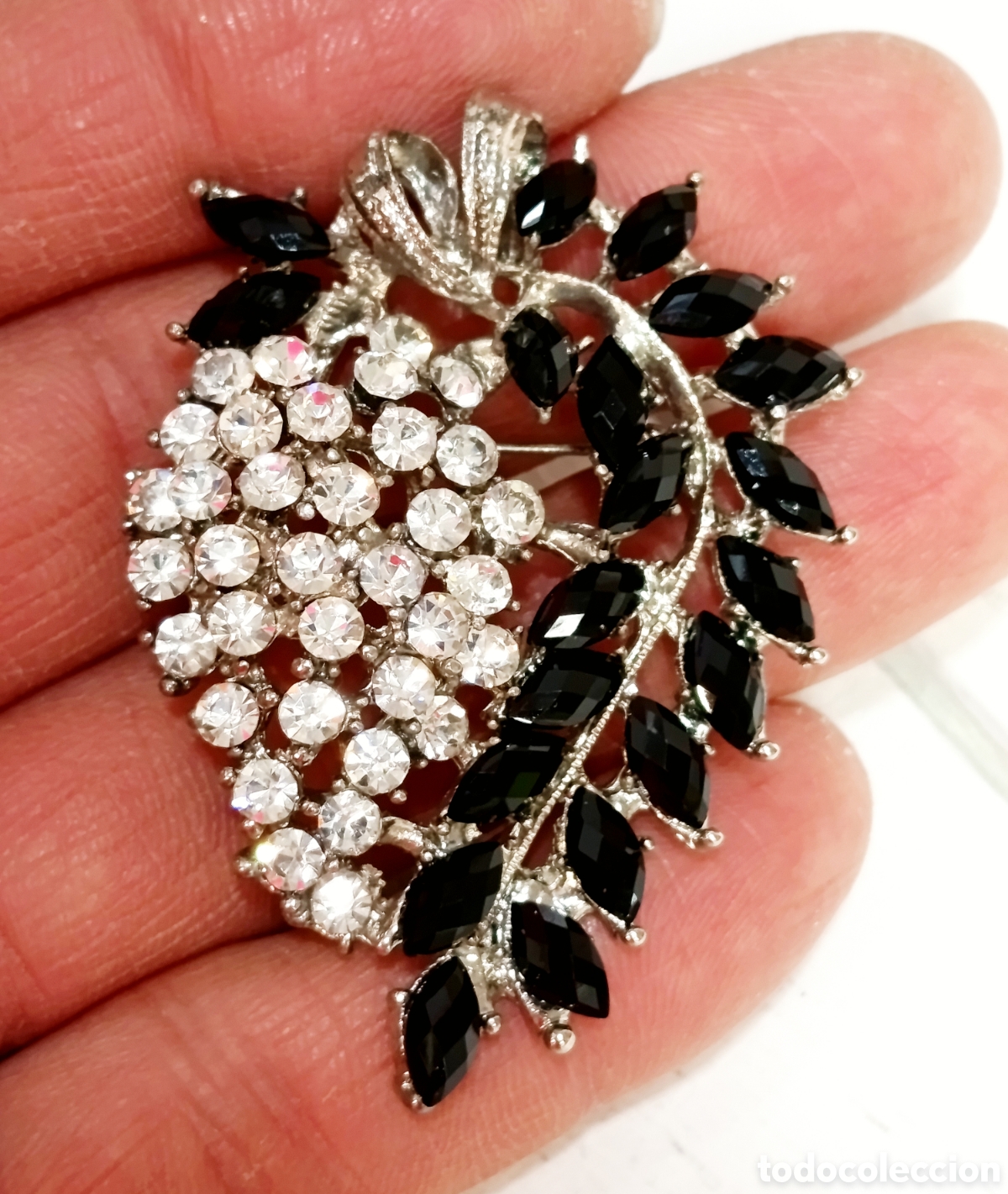 Joyeria: Broche vintage color plata con cristal y strass negro, a&ntilde;o 2000, nuevo
