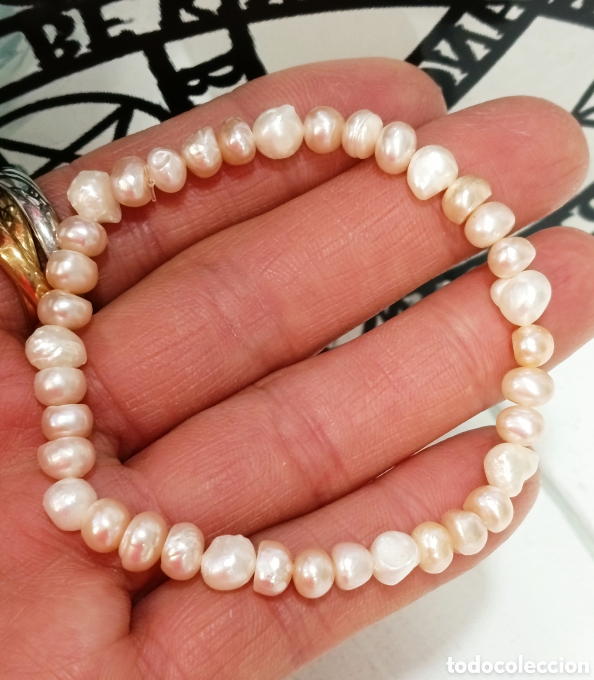 Joyeria: Pulsera de perlas naturales preparada energ&eacute;ticamente con palo santo, nueva