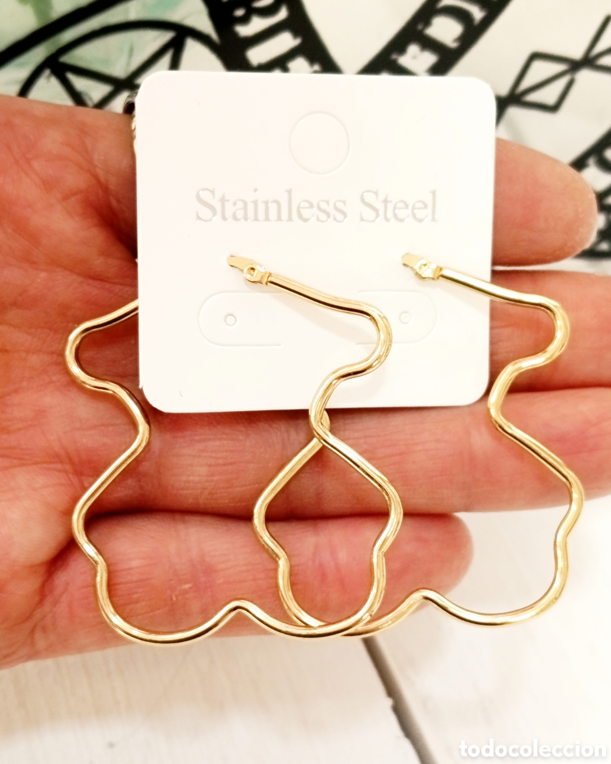 Joyeria: Pendientes largos de acero color oro, nuevos