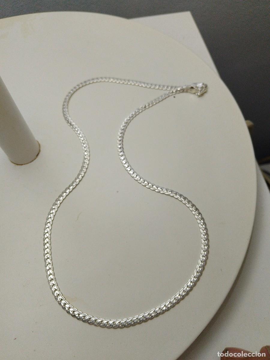 Joyeria: Cadena tipo trenzada plana o de serpiente