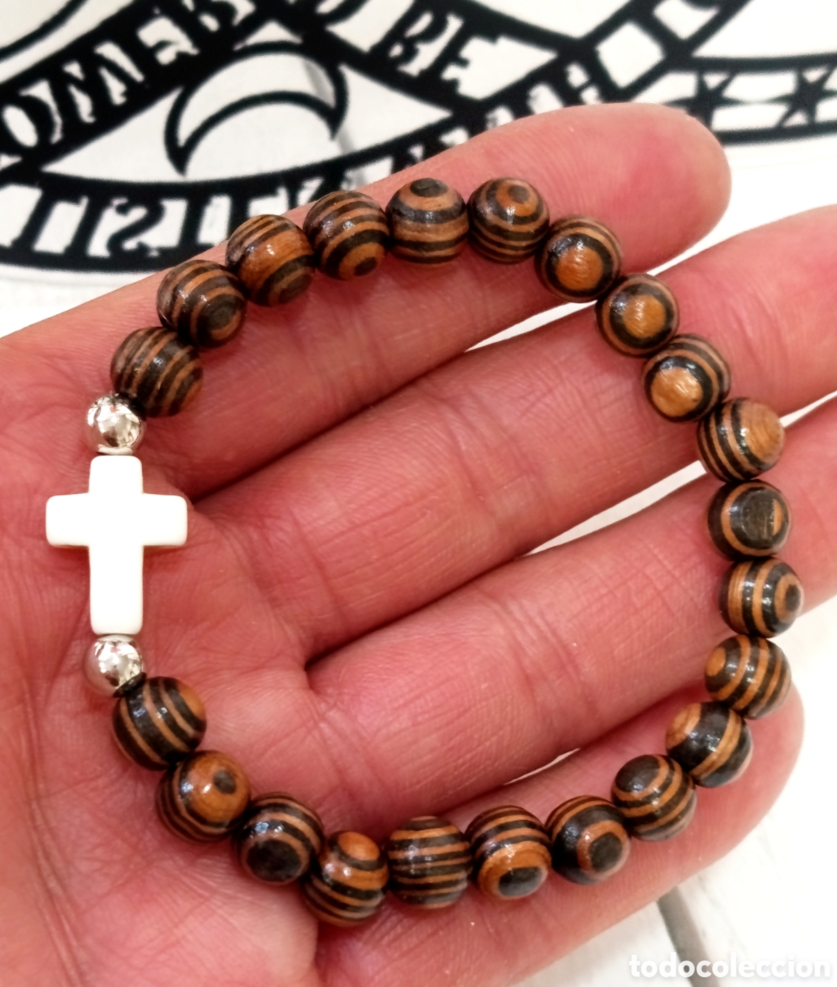 Joyeria: Pulsera de protecci&oacute;n con cruz preparada energ&eacute;ticamente con palo santo, nueva