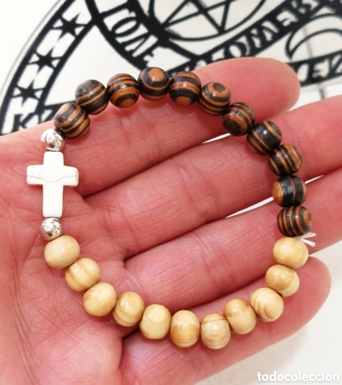 Joyeria: Pulsera de protecci&oacute;n con cruz preparada energ&eacute;ticamente con palo santo, nueva