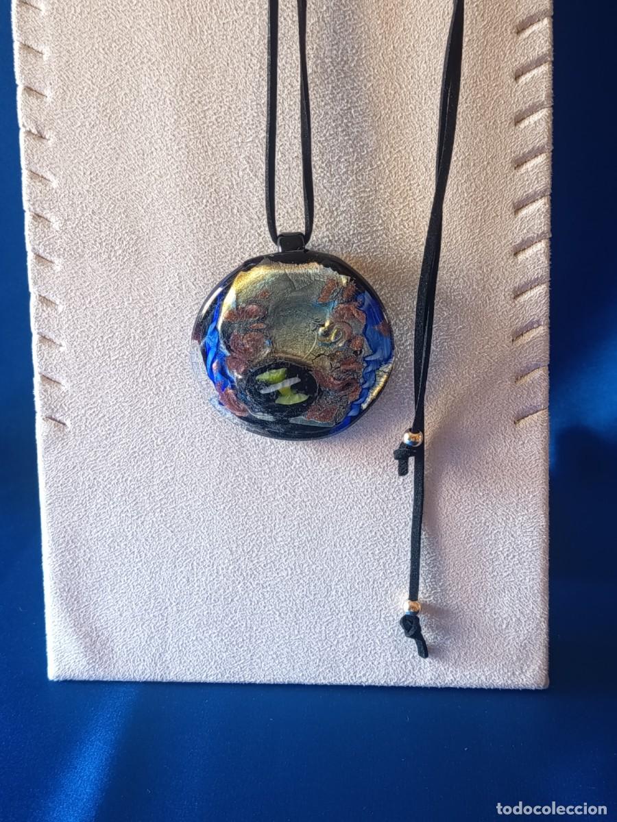 Joyeria: MEDALL&Oacute;N DE CRISTAL DE MURANO CON VARIAS TONALIDADES Y PAN DE ORO