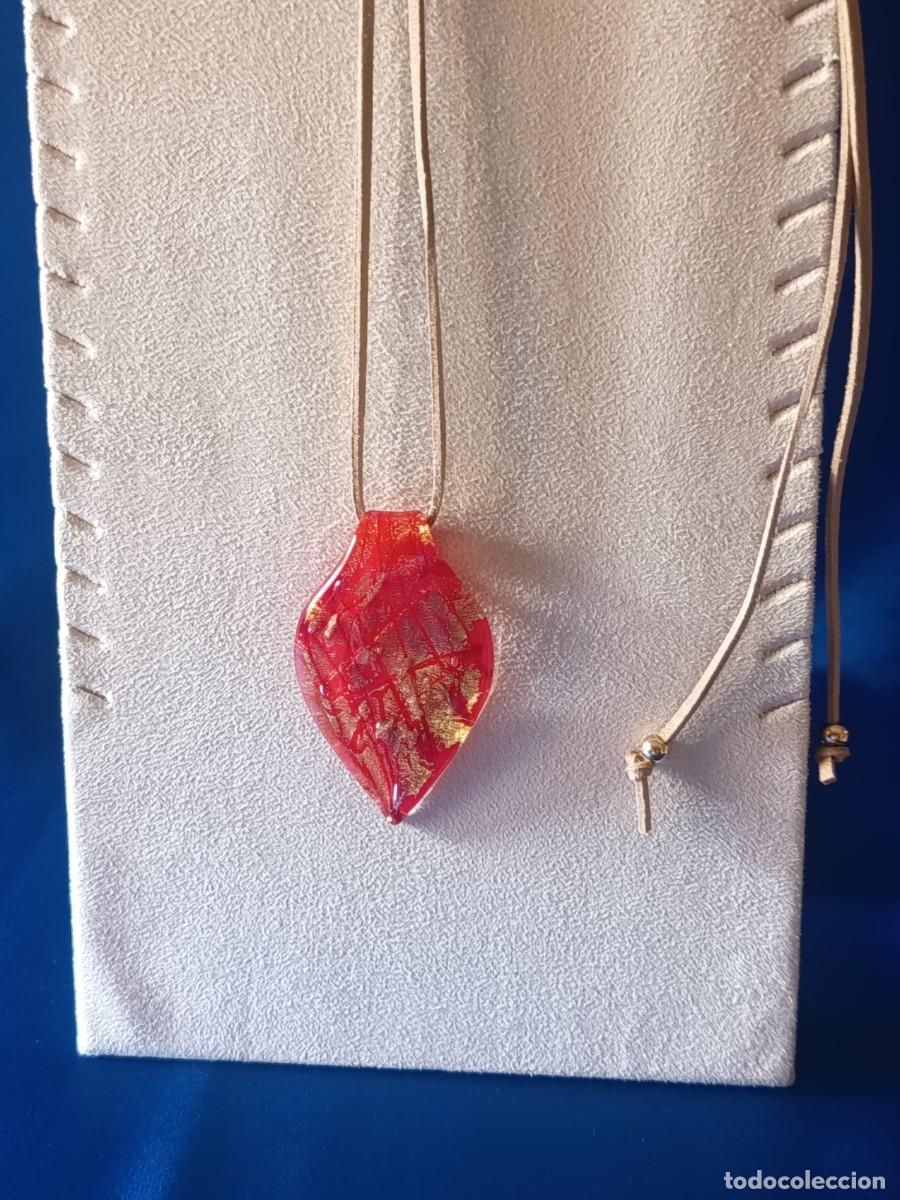 Joyeria: COLGANTE DE CRISTAL DE MURANO ROJO CON DETALLES DORADOS