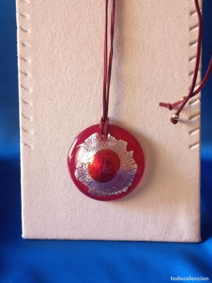 Joyeria: MEDALL&Oacute;N DE CRISTAL DE MURANO EN ROJO Y PLATA