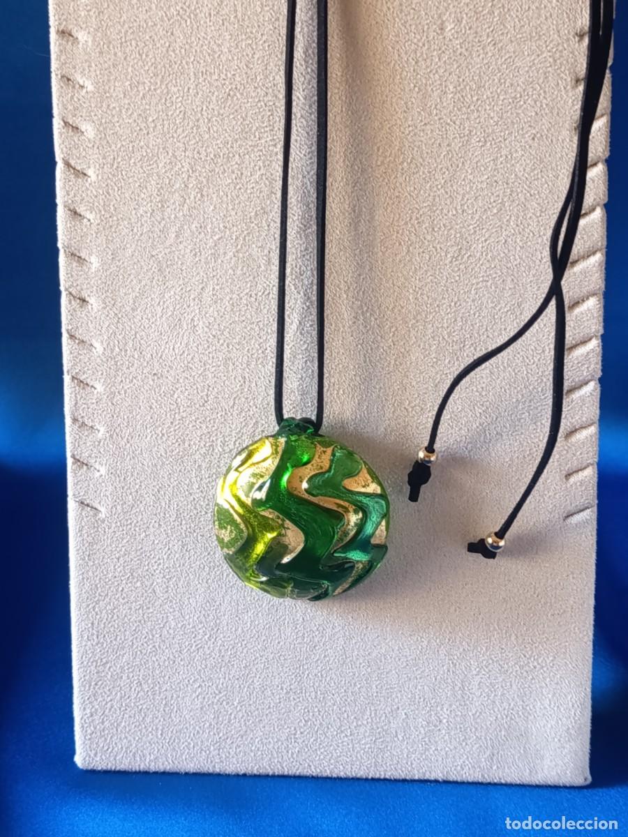 Joyeria: MEDALL&Oacute;N DE CRISTAL DE MURANO VERDE CON PAN DE ORO