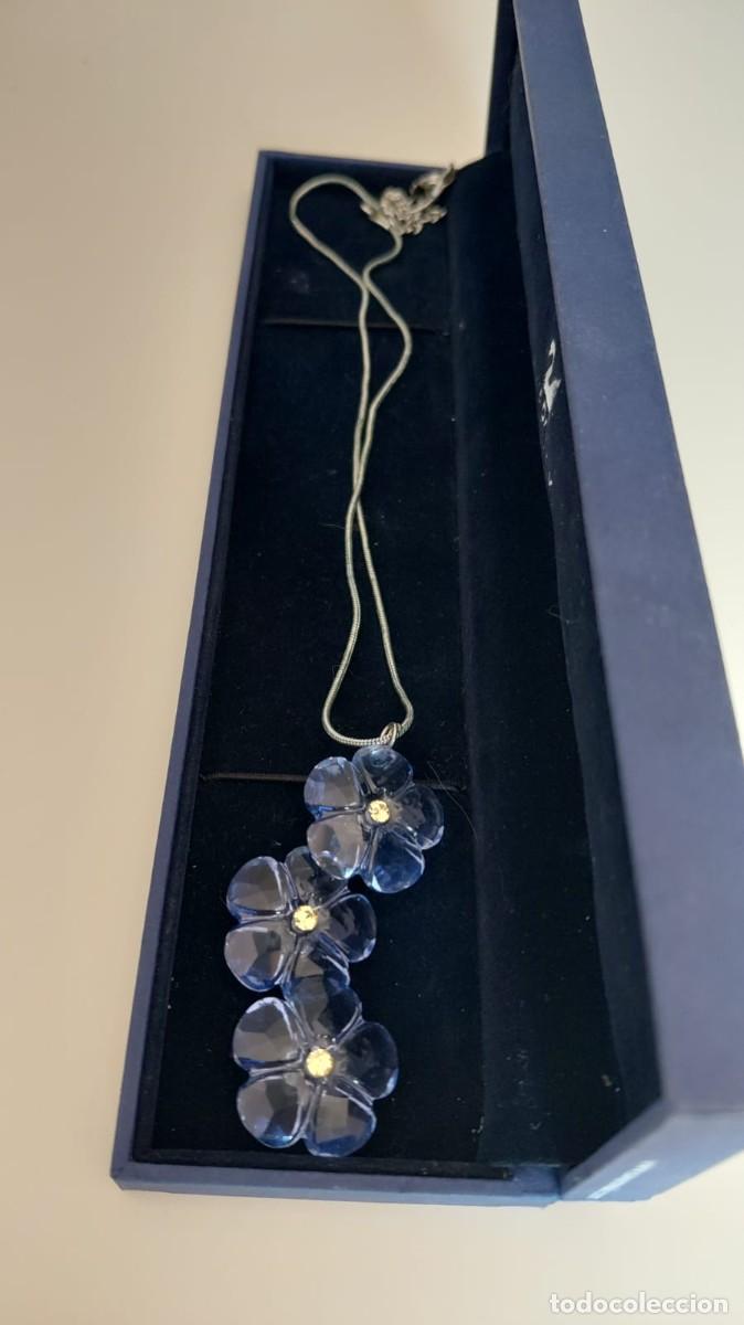 Joyeria: Collar Swarovski original con 3 flores de cristal azul &ndash; Caja original