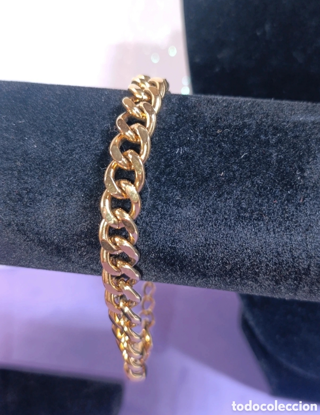 Joyeria: Pulsera acero dorado eslabones entrelazados barbados 23 cms