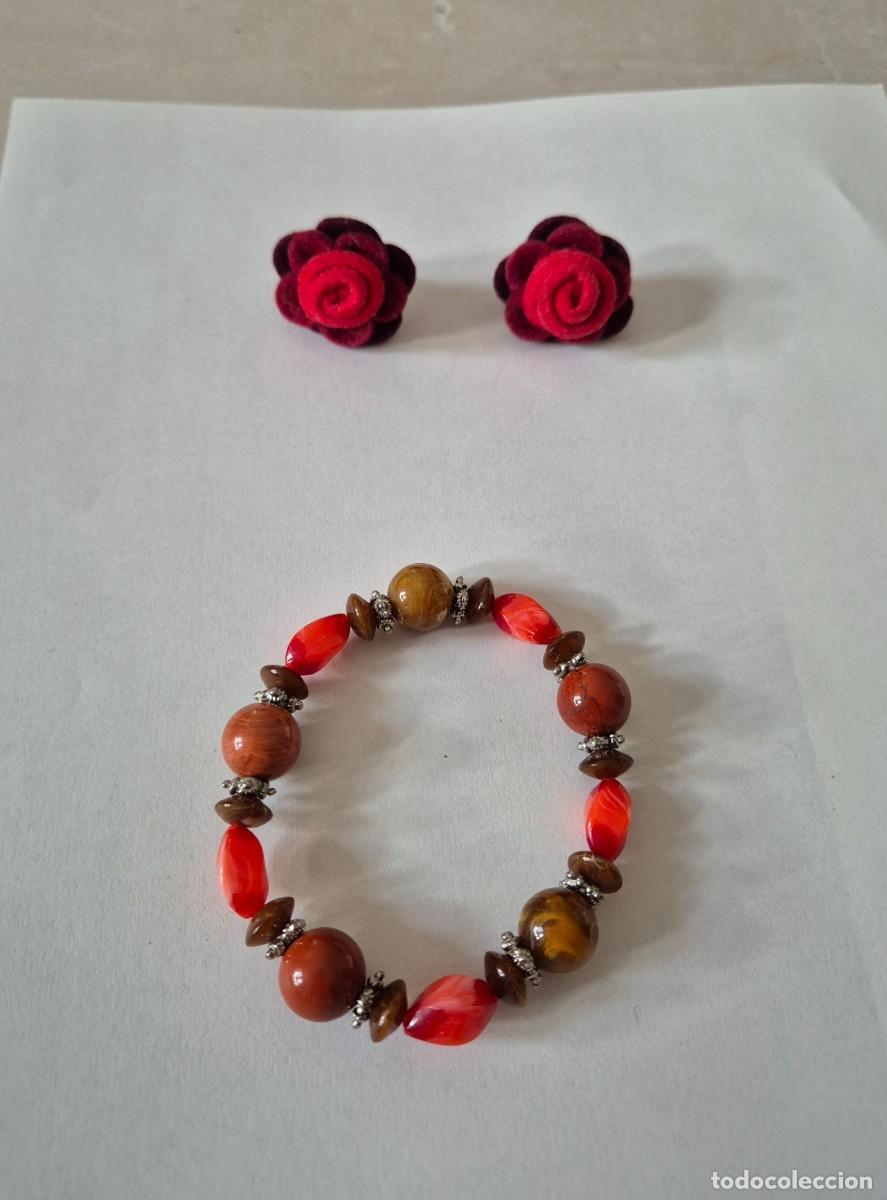 Joyeria: Pulsera de Perlas y Pendientes de Rosas - Foto 2