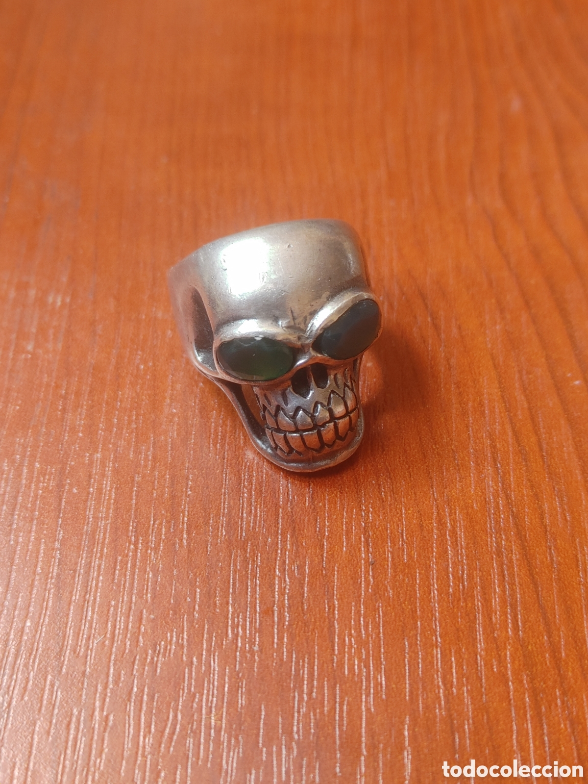 Joyeria: Anillo de calavera en acero. - Foto 3