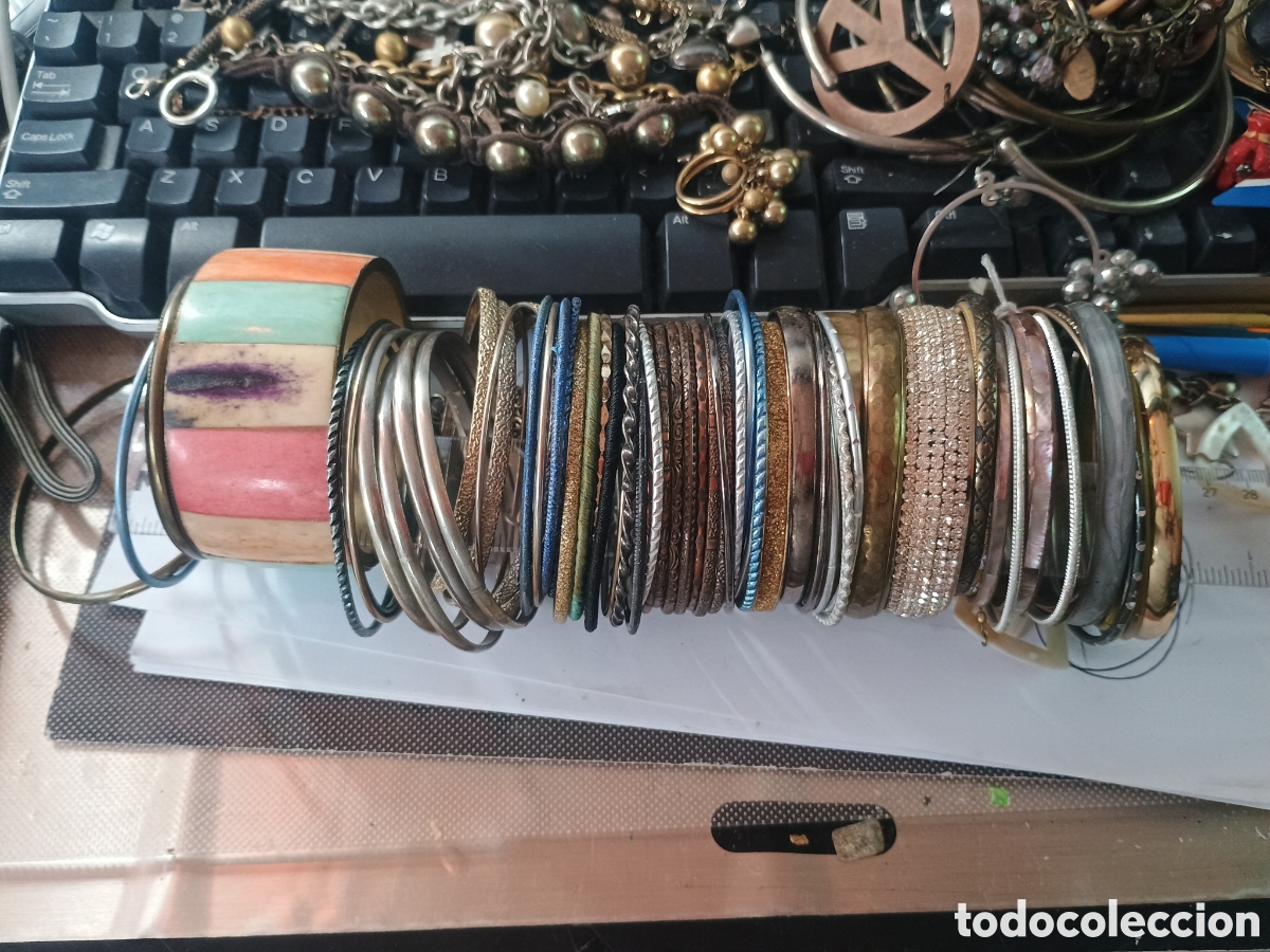 Joyeria: LOTE PULSERAS SEGUN FOTOS