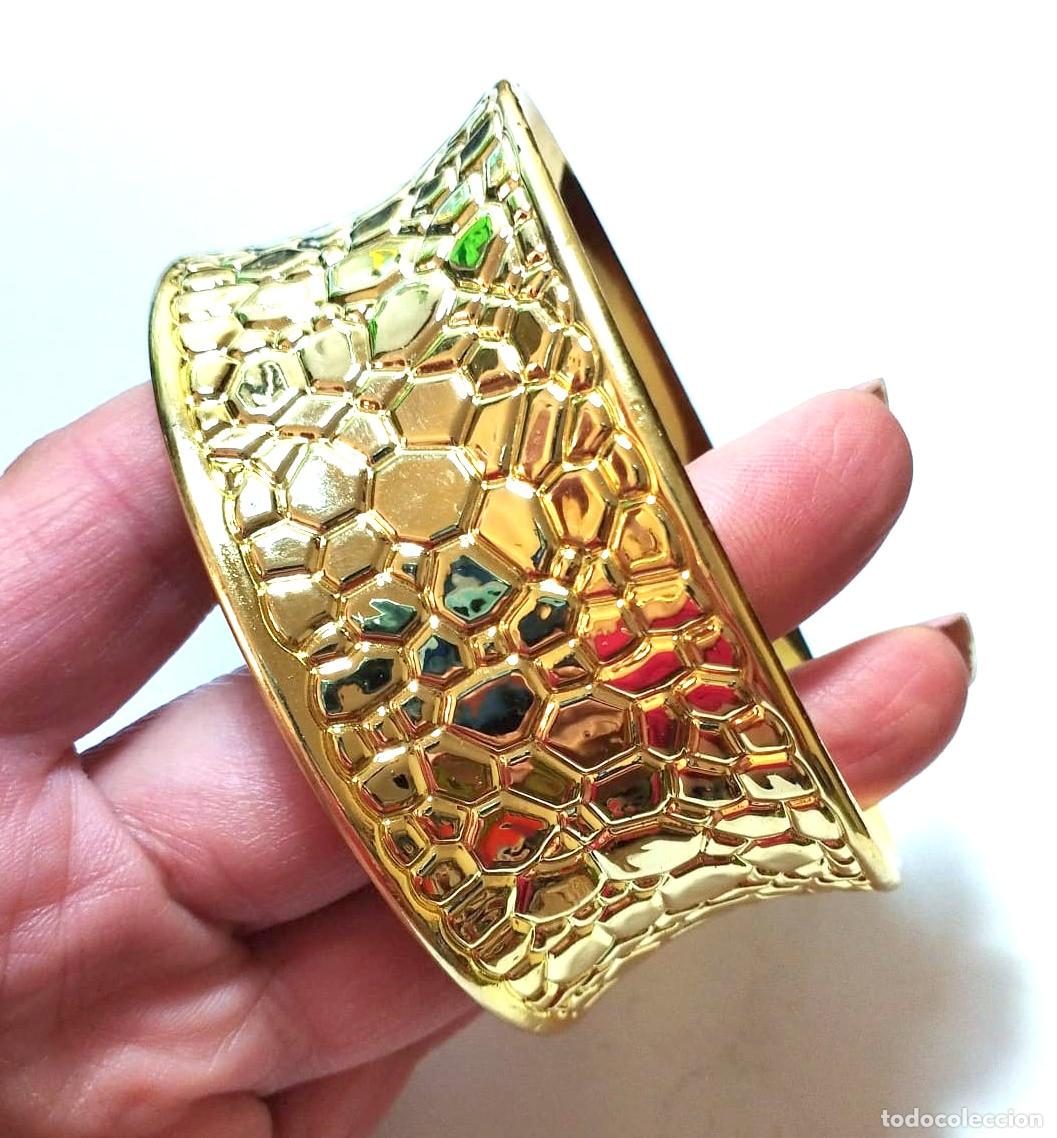 Joyeria: Pulsera color oro, antial&eacute;rgica, A&ntilde;o 2000, Nuevo