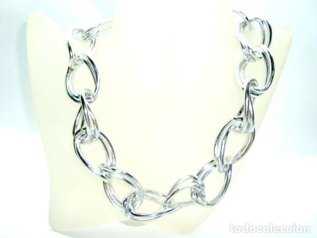 Joyeria: Collar corto color plata, A&ntilde;os 90's, Nuevo