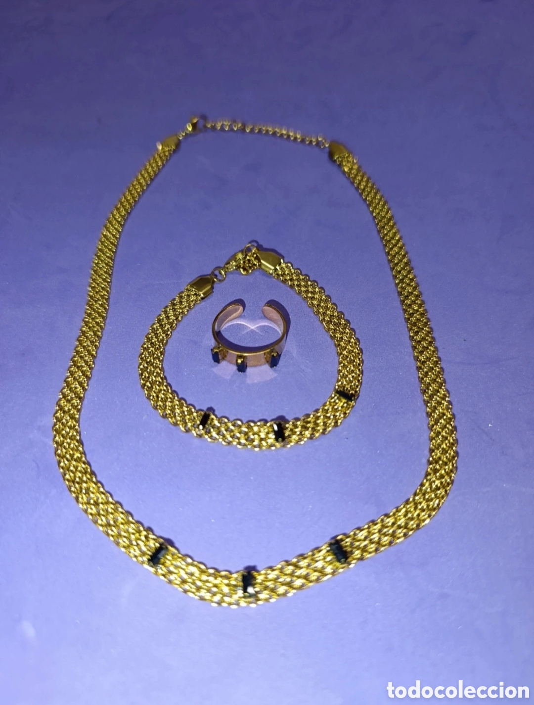 Joyeria: Conjunto acero dorado y piedras oscuras 3 pcs