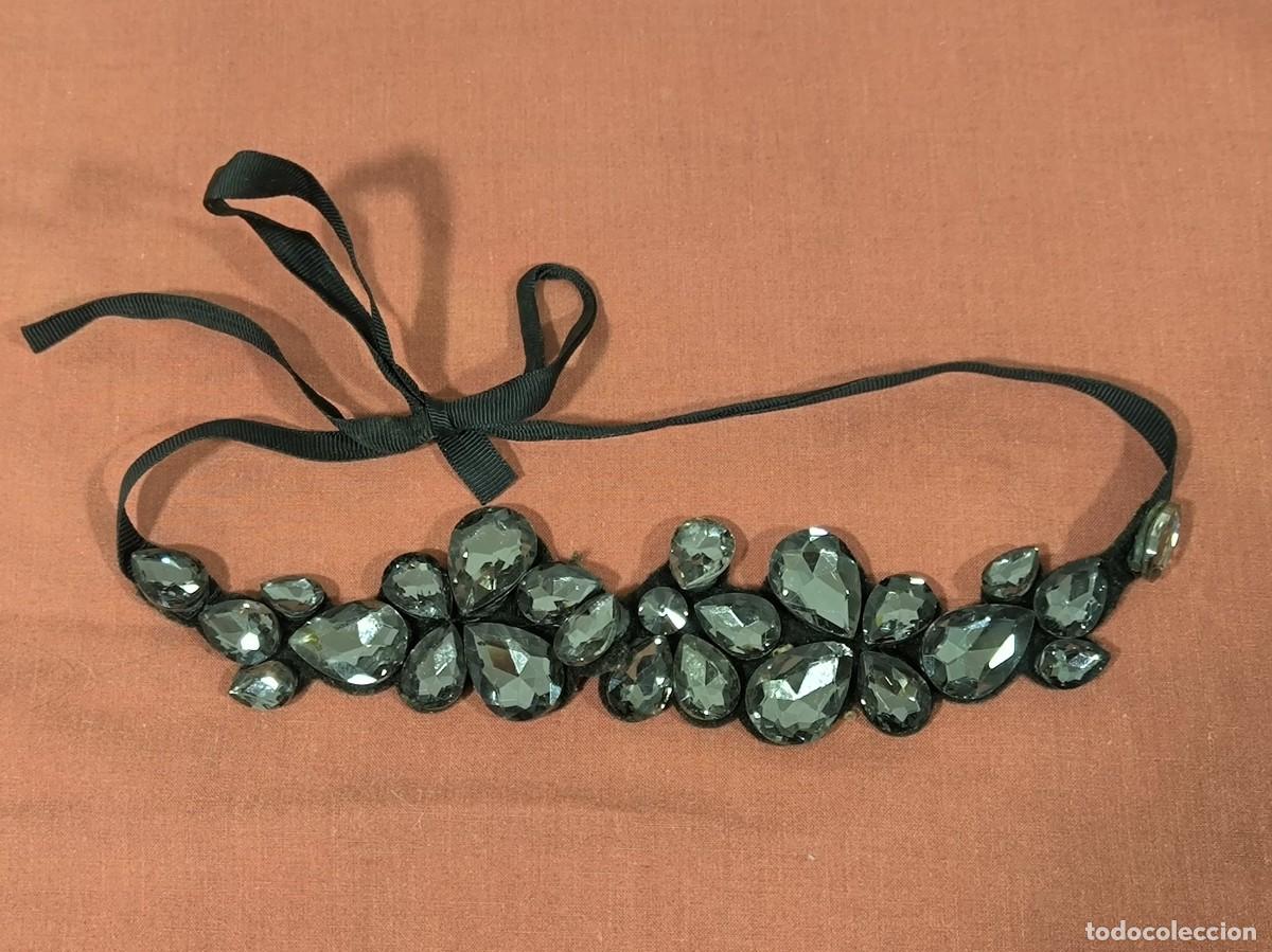 Joaillerie: Gargantilla Choker De Pedrer&iacute;a Verde Con Lazo Negro &ndash; Bisuter&iacute;a Statement De Mujer