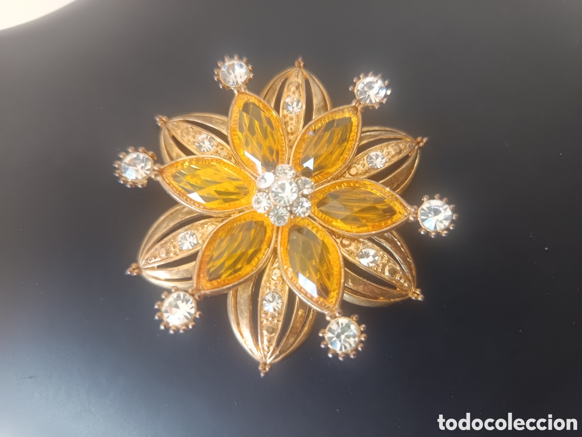 Joyeria: Bello broche vintage flor con circonitas y tonos dorados y amarillos
