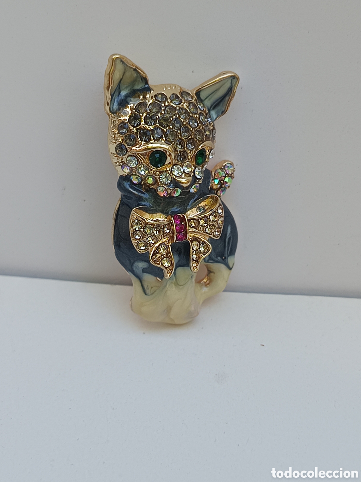 Joyeria: Bello broche gato con lazo