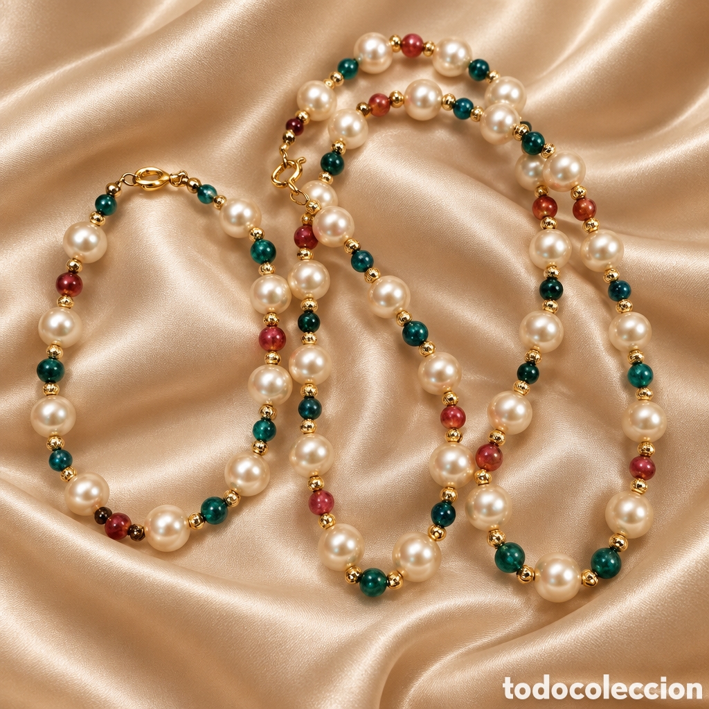 Joyeria: Elegante collar multicolor de perlas sint&eacute;ticas de la marca La Perla de Mallorca, acompa&ntilde;ado de una