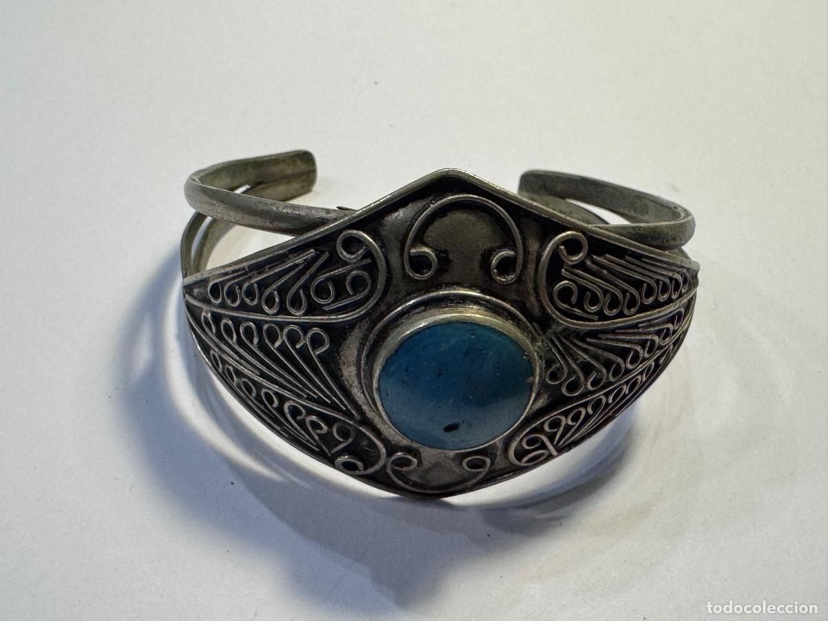 Joyeria: PULSERA R&Iacute;GIDA PLATEADA Y PIEDRA S&Iacute;MIL TURQUESA / COMPRA MIN&Iacute;MA 5 &euro;
