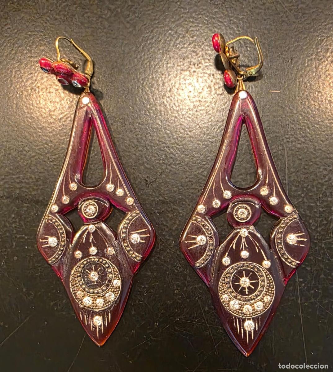 Joyeria: Pendientes largos vintage &ndash; Resina rosa transl&uacute;cida y strass &ndash; 8,5 cm