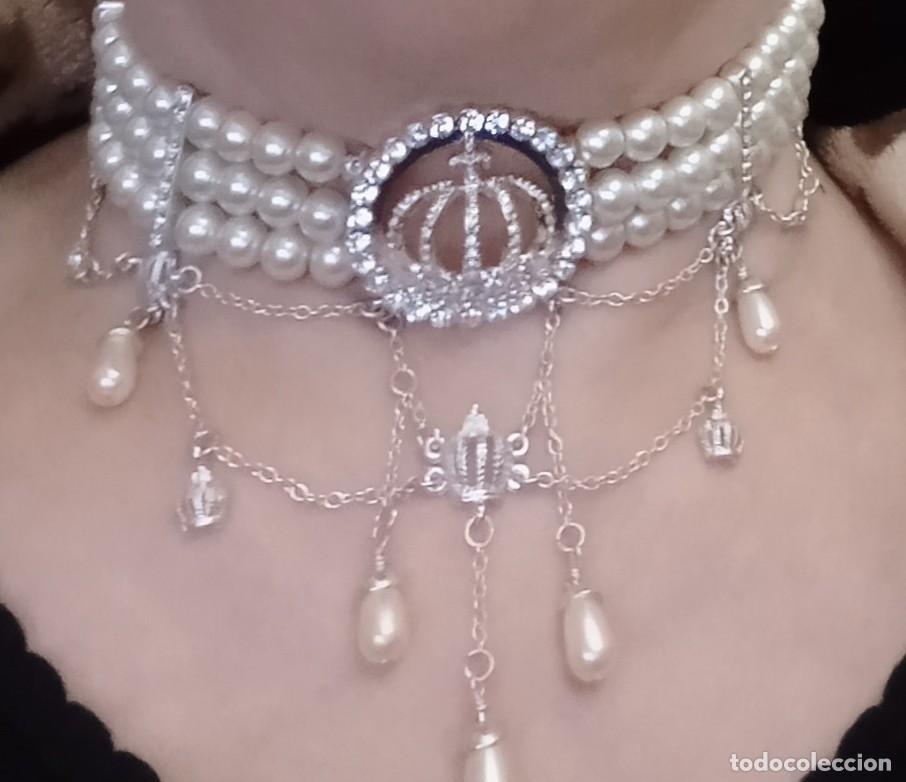 Joyeria: Gargantilla / Choker de Fiesta Estilo Barroco con Perlas y Corona - Brilli Bijou Par&iacute;s