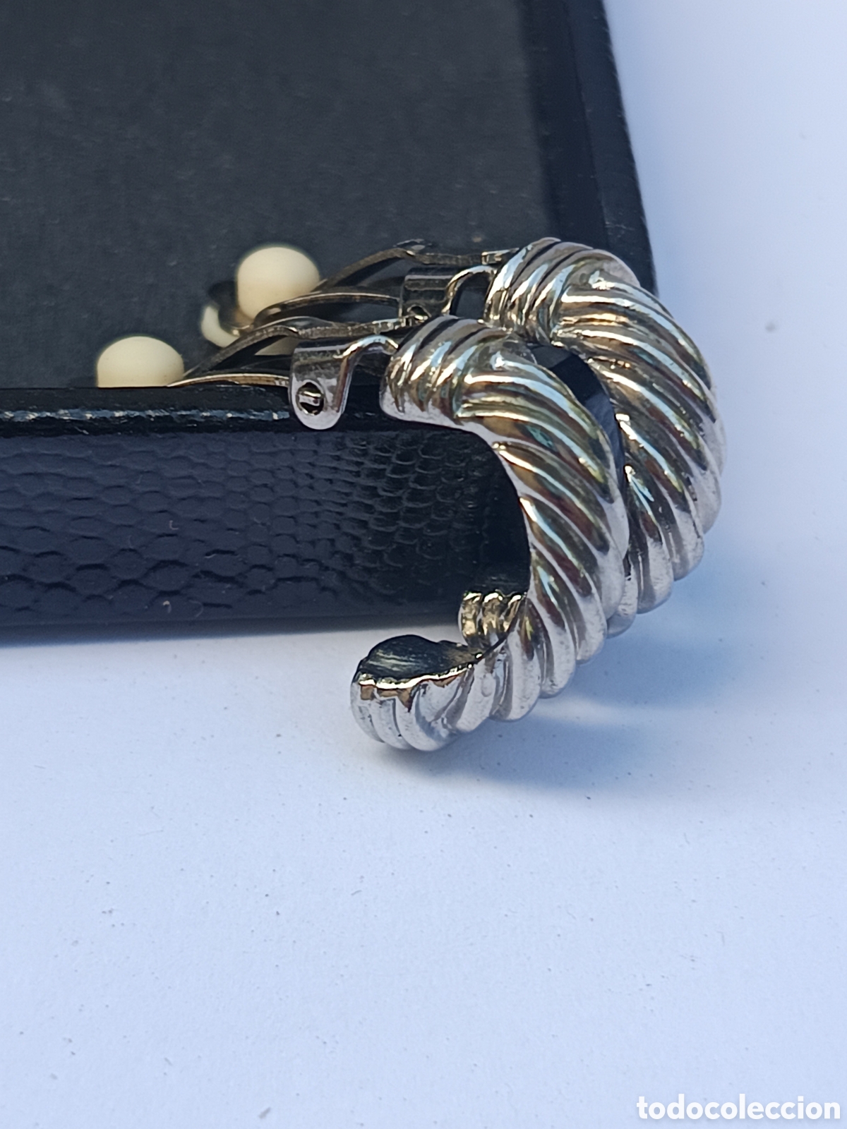 Joyeria: Pendientes vintage de dise&ntilde;o soga enroscada de clip