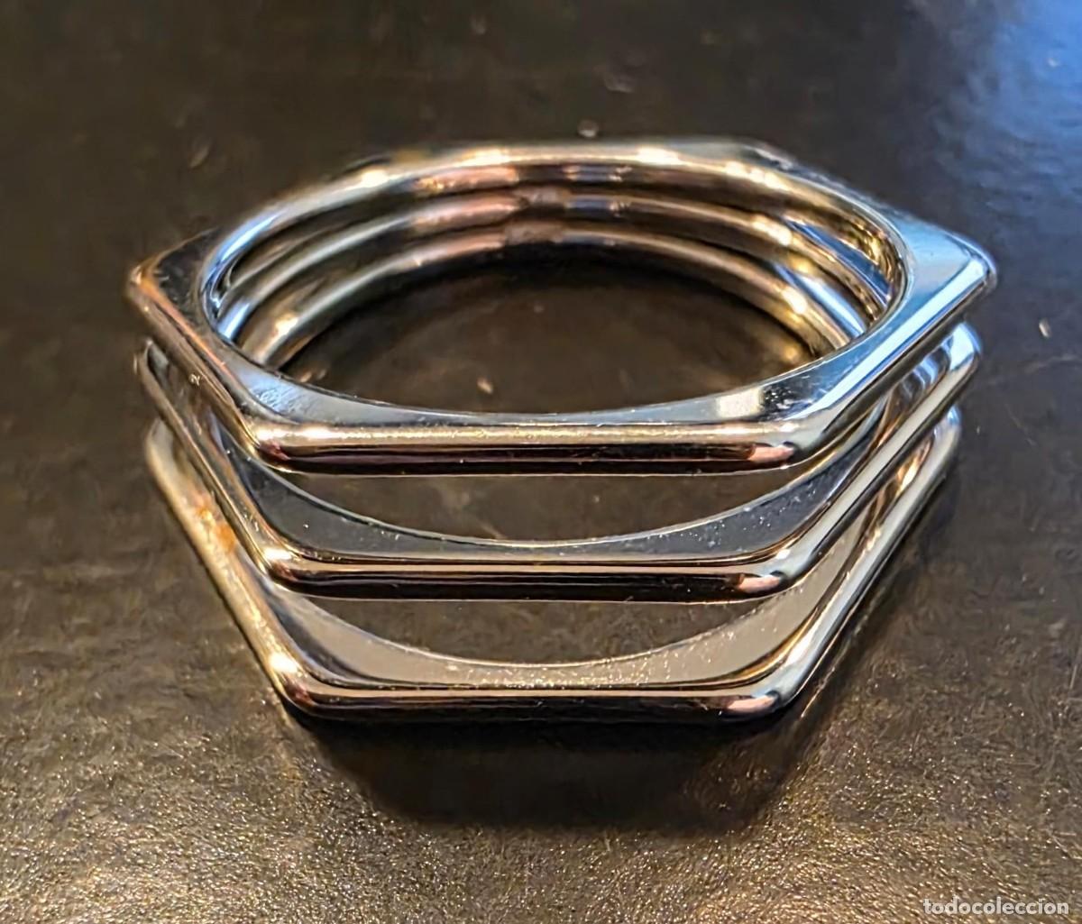 Joyeria: Anillo triple hexagonal plateado de estilo geom&eacute;trico &ndash; 2 cm