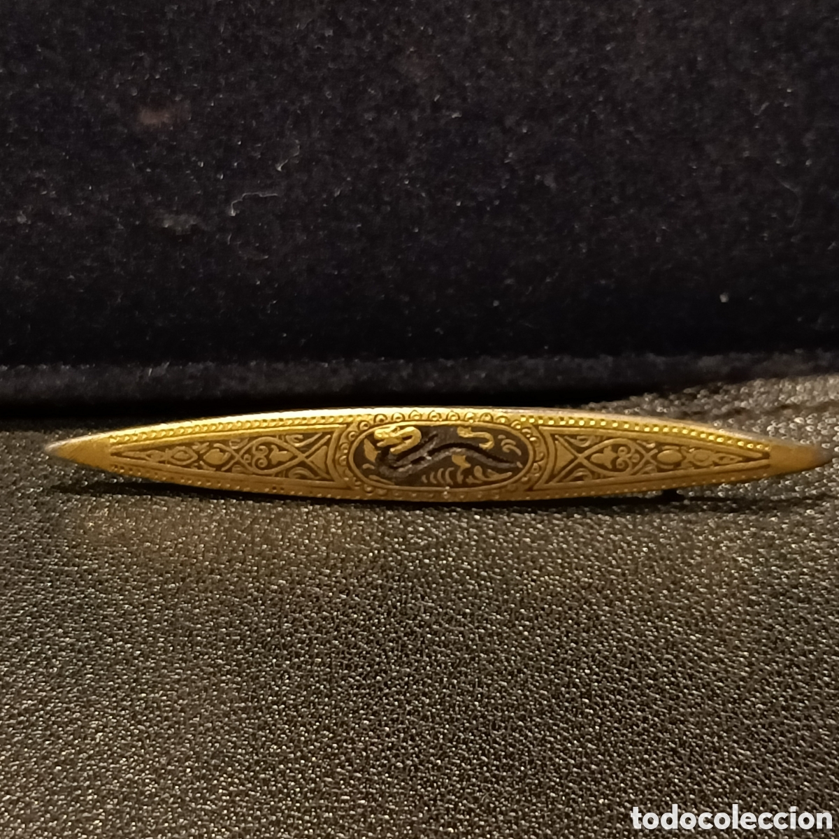 Joyeria: Broche de damasco, de forma alargada. - Foto 1