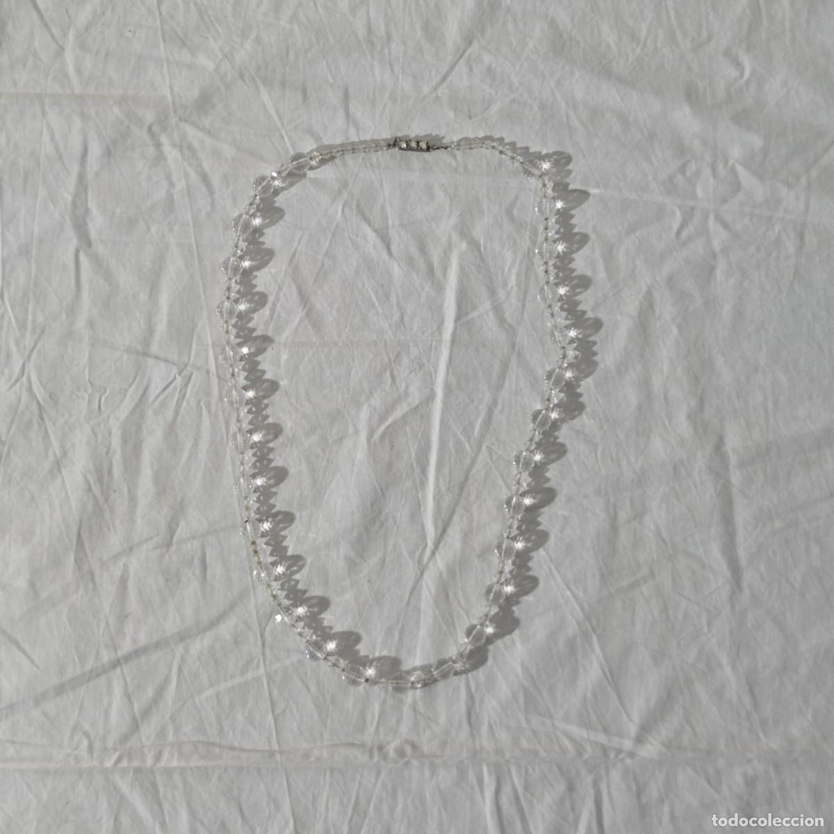 Joyeria: Collar de cuentas de vidrio o cristal facetado