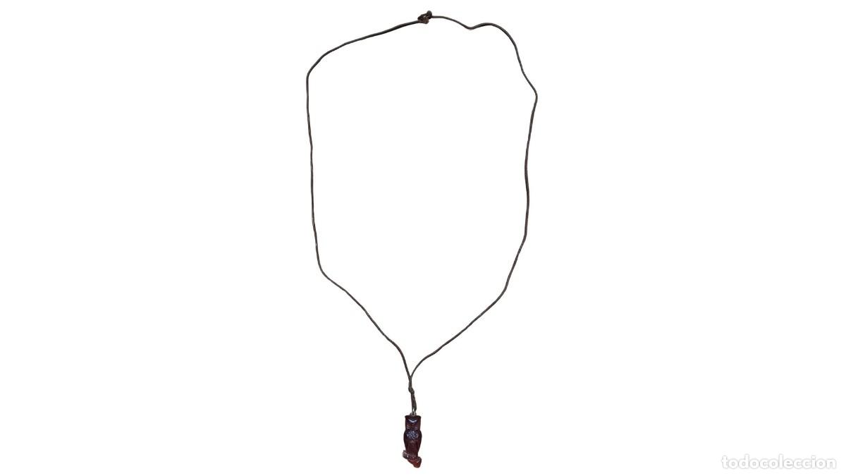 Joyeria: COLLAR VINTAGE - COLGANTE DE B&Uacute;HO TALLADO EN TONO &Aacute;MBAR ROJIZO - CORD&Oacute;N MARR&Oacute;N AJUSTABLE