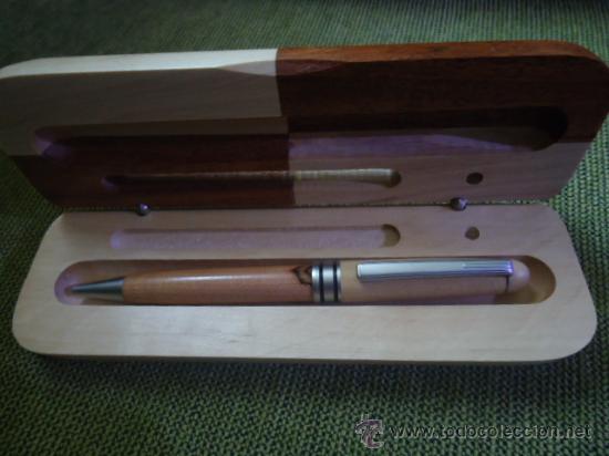 Stylos-bille anciens: PRECIOSO BOLIGRAFO EN MADERA, CON ESTUCHE ESCRIBANIA