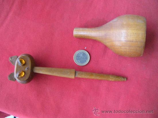Bol&iacute;grafos antiguos: CURIOSO Y ORIGINAL BOL&Iacute;GRAFO CON BASE DE MADERA Y CABEZA DE GATO