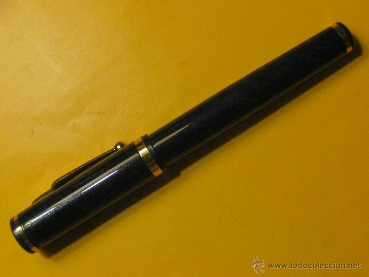 Stylos-bille anciens: PLUMA ESTILOGRAFICA EN AZUL OSCURO Y CUELGUE Y ANILLAS EN DORADO