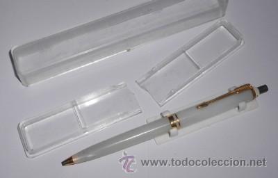 Stylos-bille anciens: ANTIGUO BOL&Iacute;GRAFO NACARADO POSIBLEMENTE SOFFER