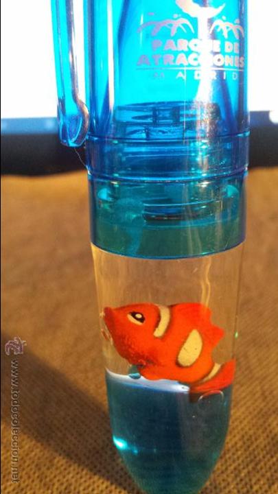 Penne a sfera antiche: BOL&Iacute;GRAFO CON AGUA Y PEZ PAYASO EN EL INTERIOR; HACE FALTA RECAMBIO PARA ESCRIBIR; BUEN ESTADO