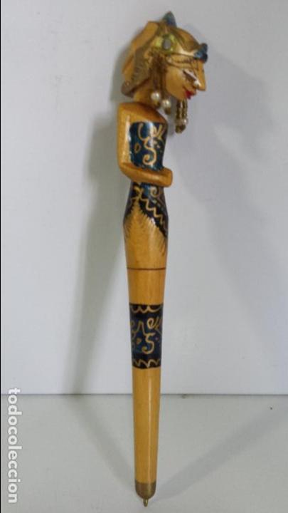 Bol&iacute;grafos antiguos: ANTIGUO BOL&Iacute;GRAFO TALLADO EN MADERA