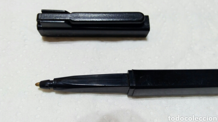 Bol&iacute;grafos antiguos: Antiguo bol&iacute;grafo boli con forma rectangular color negro - Foto 2