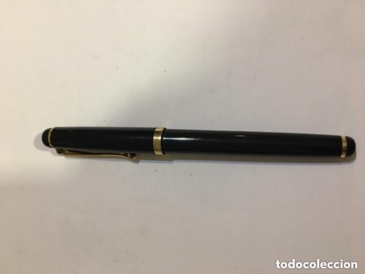 Bol&iacute;grafos antiguos: PLUMA LACADA EN NEGRO,BONITOS DETALLES - Foto 1