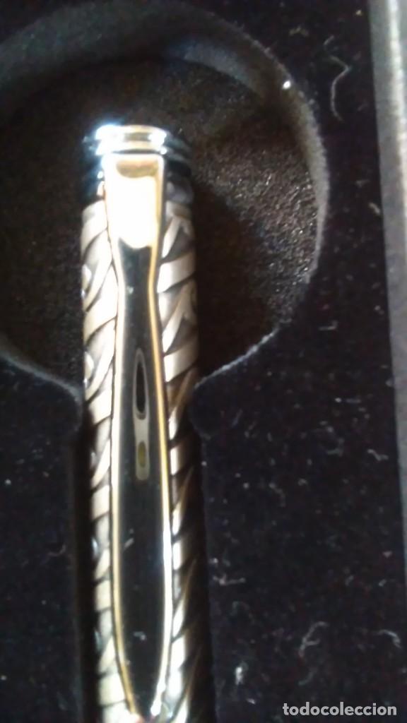 Bol&iacute;grafos antiguos: Bol&iacute;grafo de metal plateado extensible - Foto 3